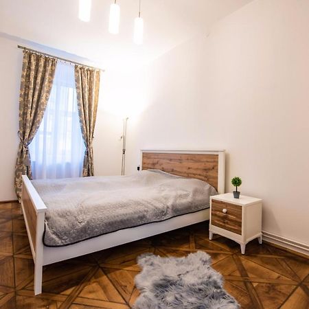 Apartment Amalia Сибиу Экстерьер фото
