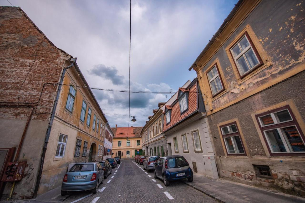Apartment Amalia Сибиу Экстерьер фото
